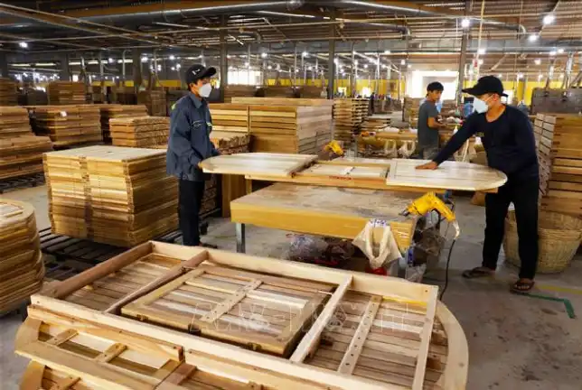 Ảnh - Xuất khẩu gỗ hứa hẹn vượt mục tiêu